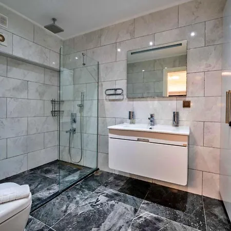 2 Bedroom 5 Minutes Drive To The Town Kalkan