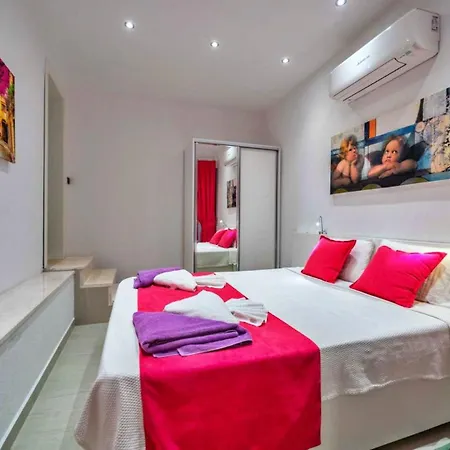 2 Bedroom - 5084 Villa *