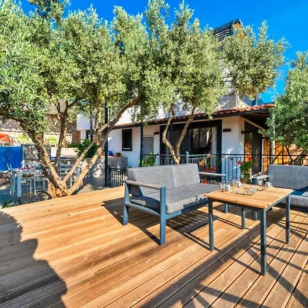2 Bedroom - 5084 Villa *